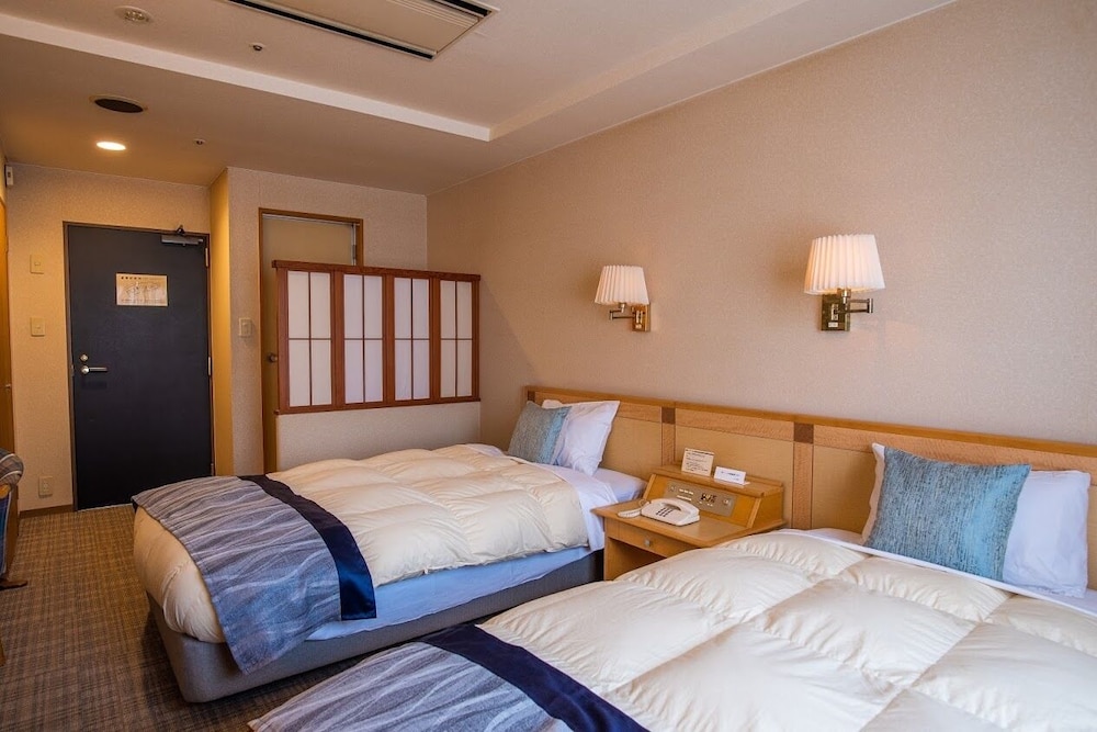 Twin Room, No Meal photo 1