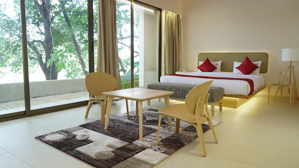 Royal Suite photo 2