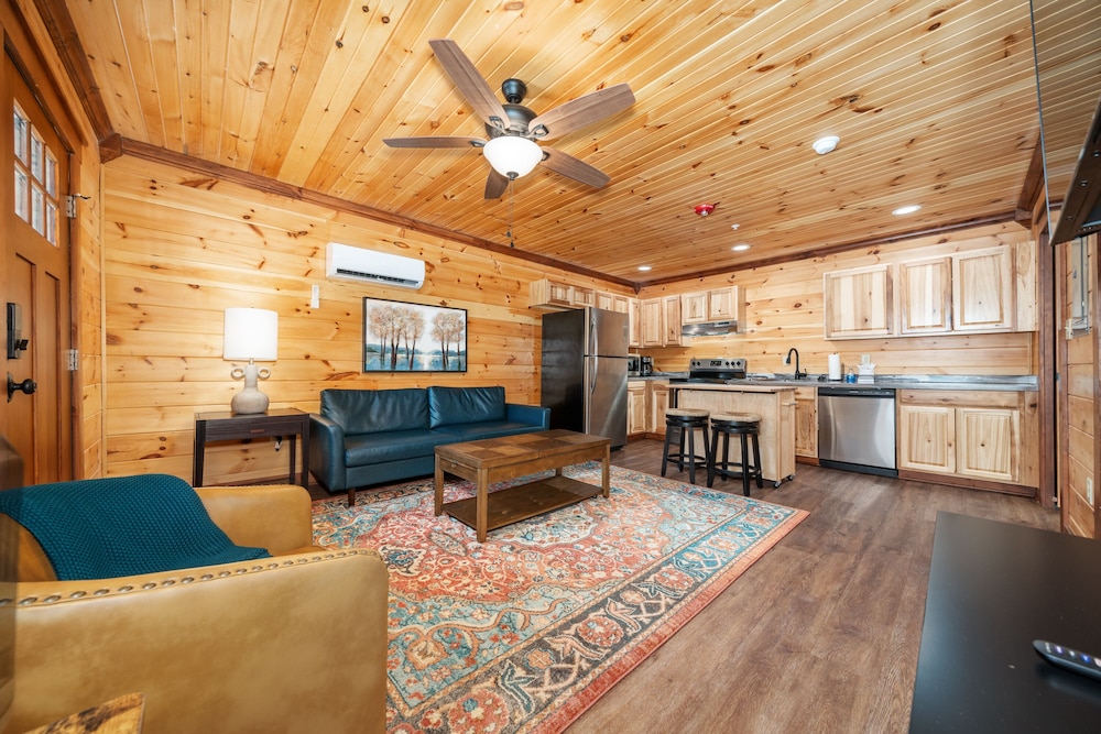 Luxury Cottage, 1 King Bed, Non Smoking