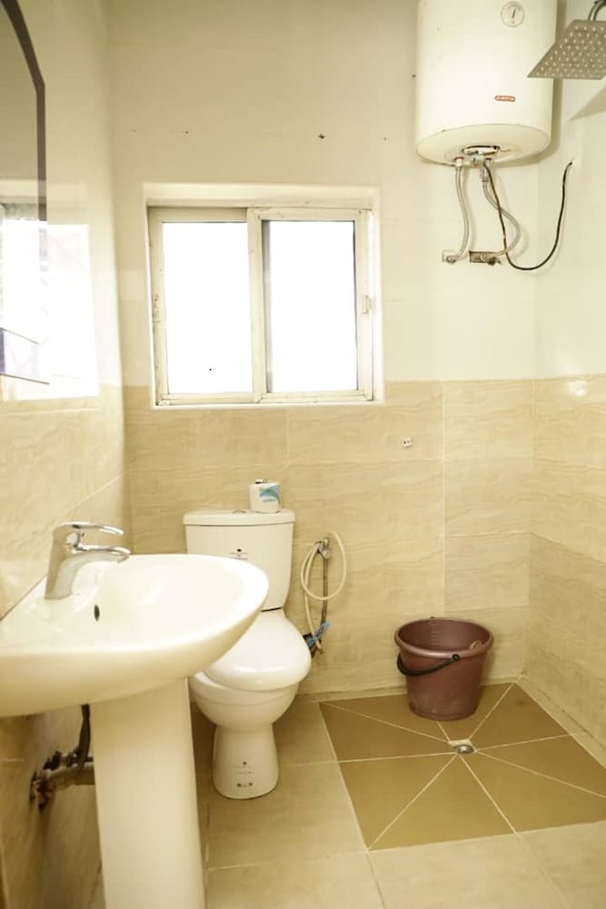 Executive Room - Photo 3