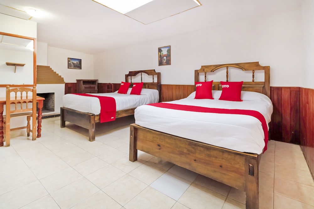 Standard Room, Shared Bathroom (Two beds) photo 3