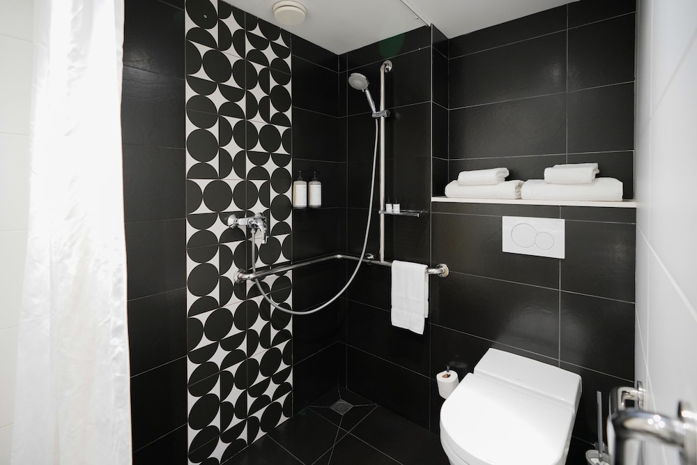 Deluxe Triple Room photo 2
