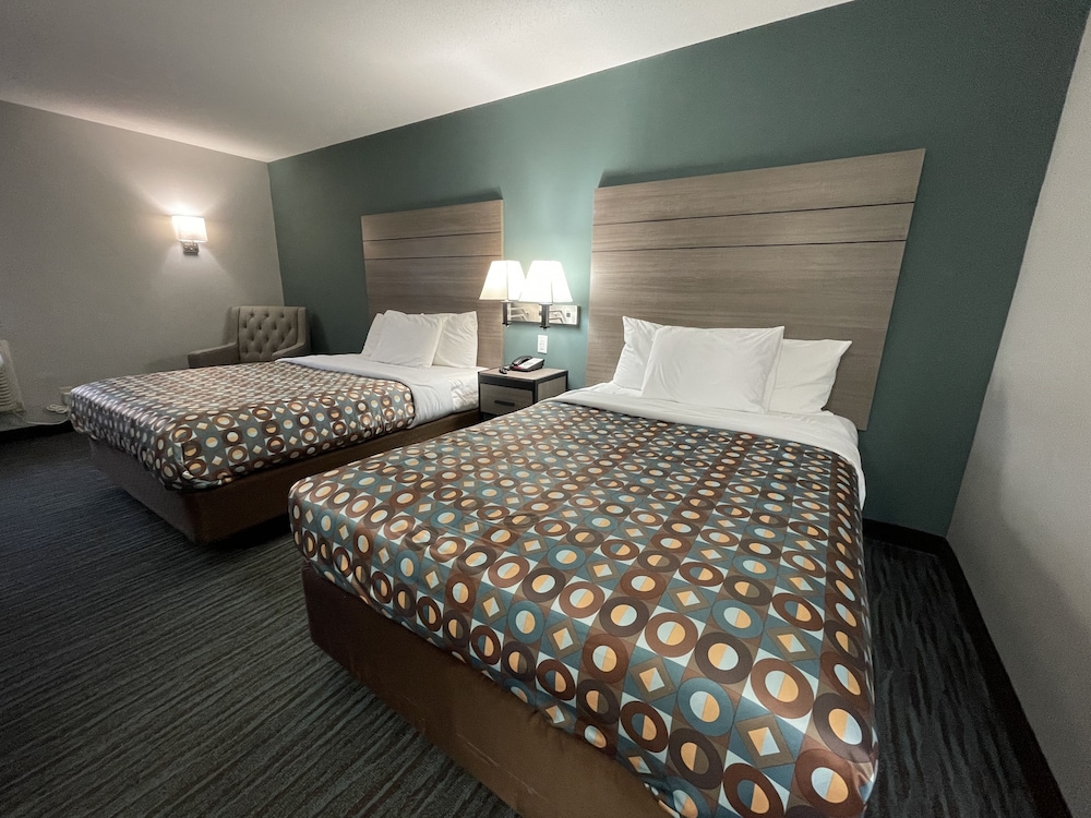 Studio Suite, 2 Queen Beds, Non Smoking, Kitchenette photo 2