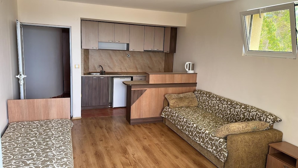 Comfort Room photo 2
