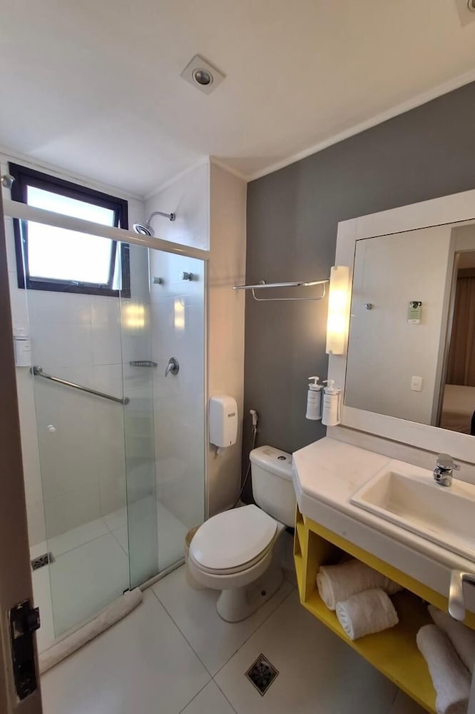Luxury Quadruple Room - Photo 4