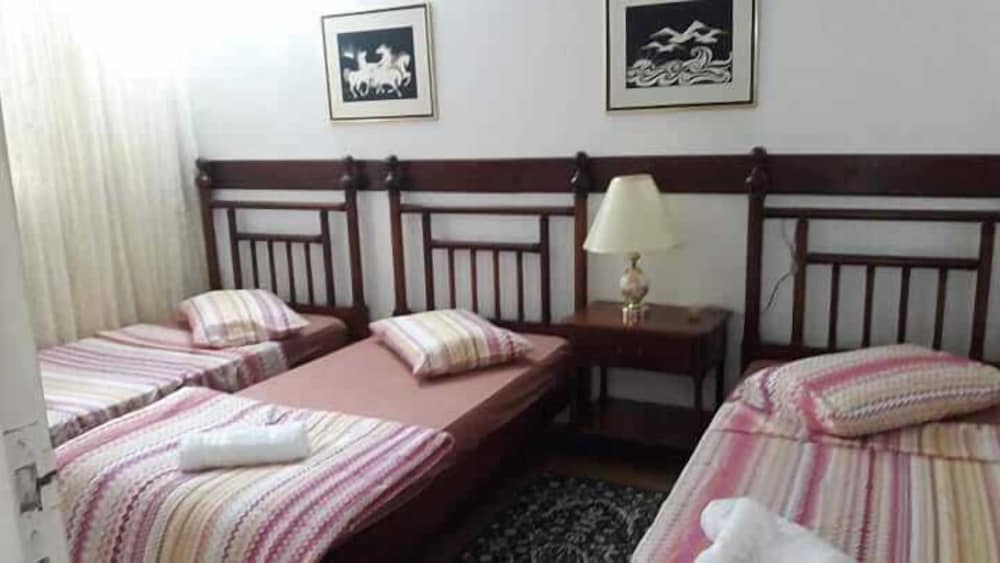 Classic Triple Room, Garden View, Garden Area photo 1