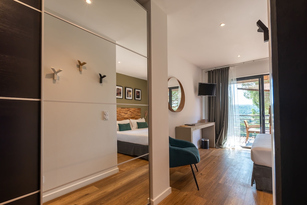 Double Room, Garden View photo 2