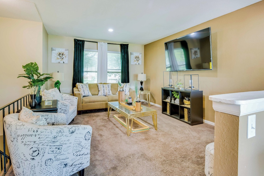 Apartment (3 Bedrooms)