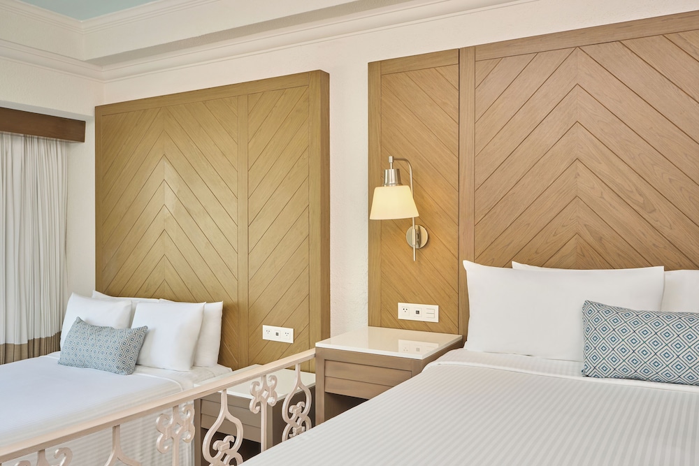 Deluxe Junior Suite Double Lagoonview