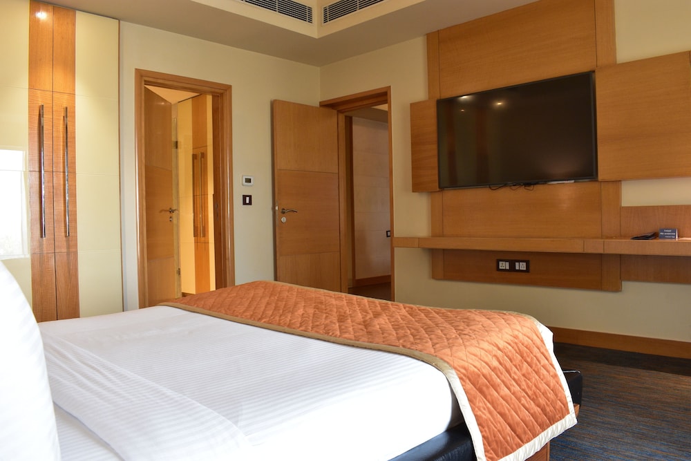 Suite, 1 Bedroom photo 3