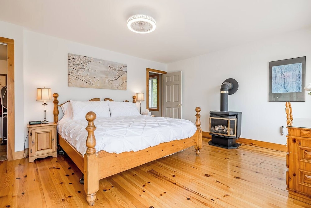 House, 6 Bedrooms, Balcony, Garden View photo 3
