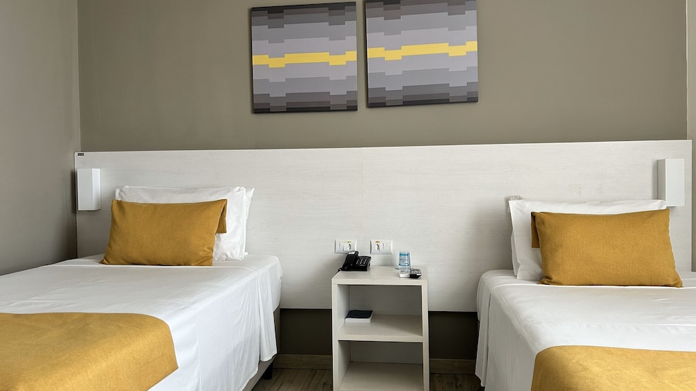 Executive Twin Room photo 3