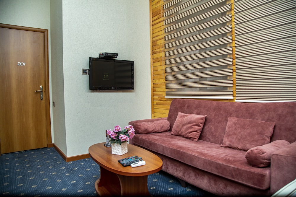 Standard Triple Room photo 3