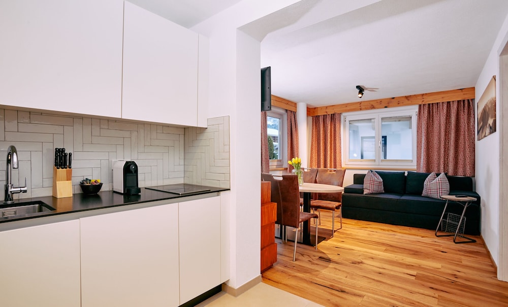 Junior Apartment photo 1