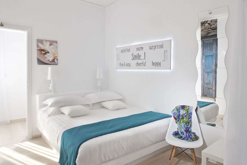 Economy Room