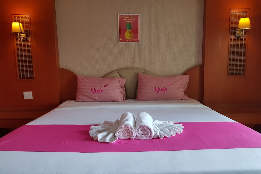 Alba Room King photo 2