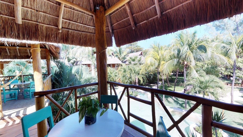 Garden View Palapa