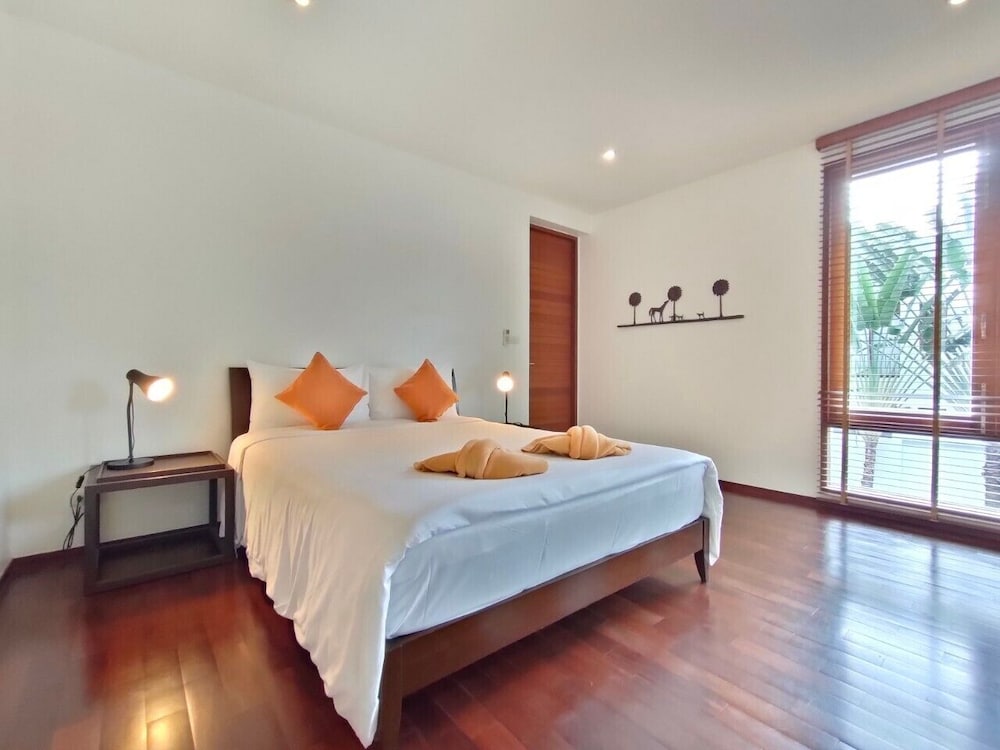 House, 3 Bedrooms photo 3