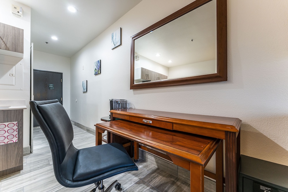 Economy Apartment photo 3