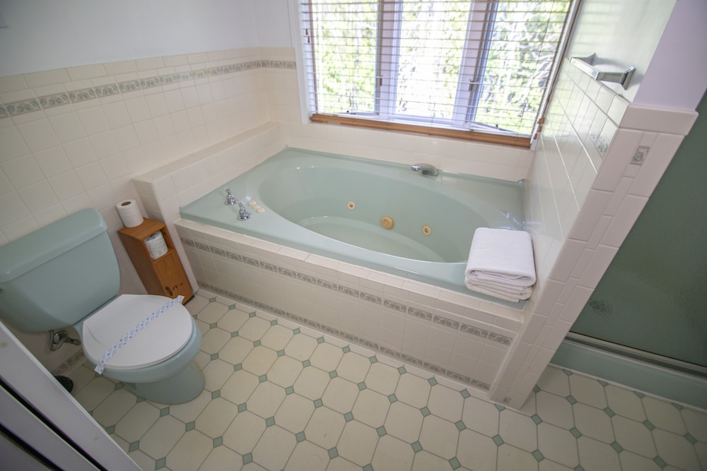 Wicker Suite (Guest House) photo 3