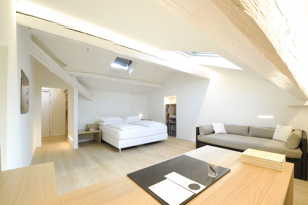 Comfort Suite, 1 Bedroom - Photo 1