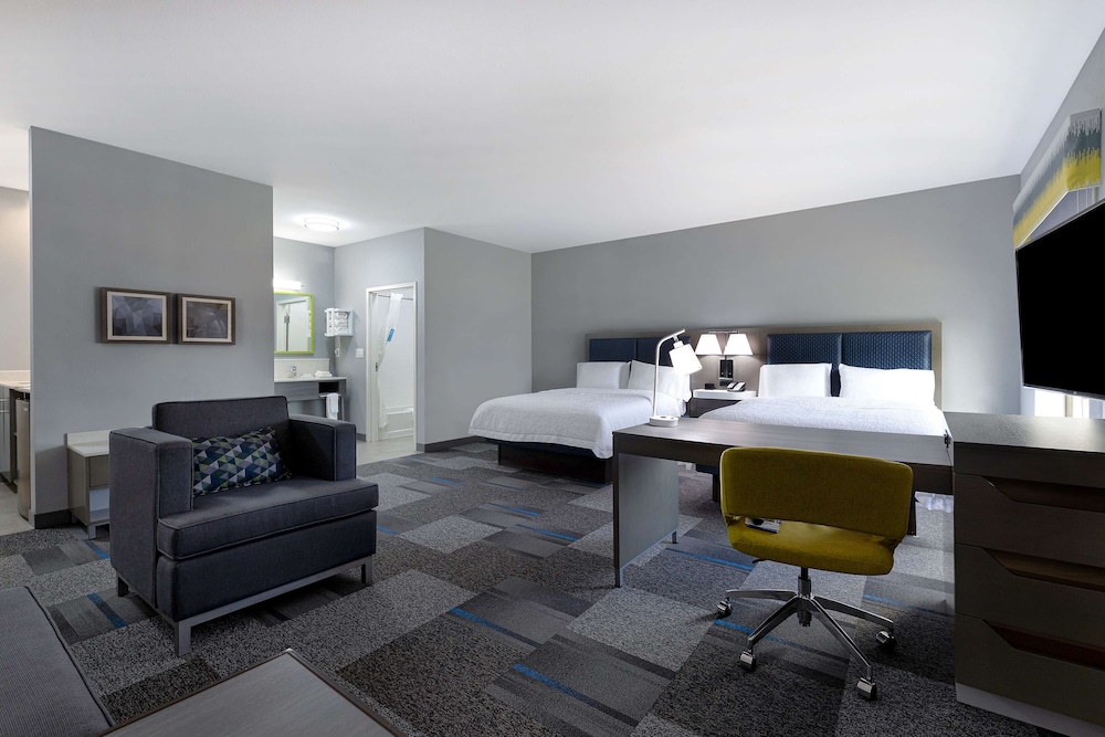 Suite, 2 Queen Beds, Non Smoking photo 1