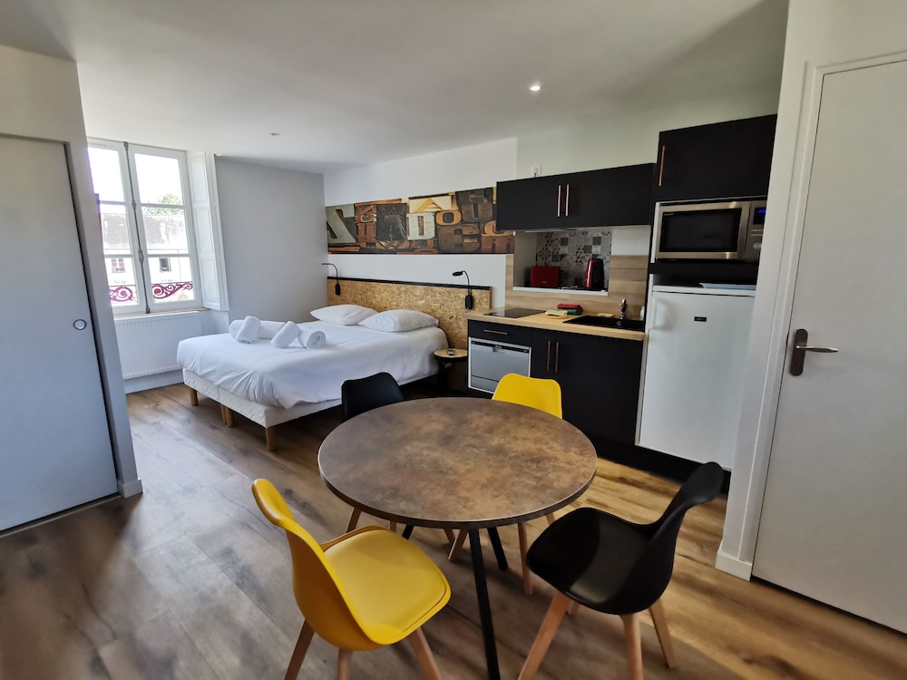 Apartment, Ensuite, City View (Appart Sup 4 pers) photo 2