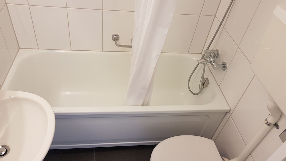 Single Room, Balcony, Mountain View (Jungfrau)