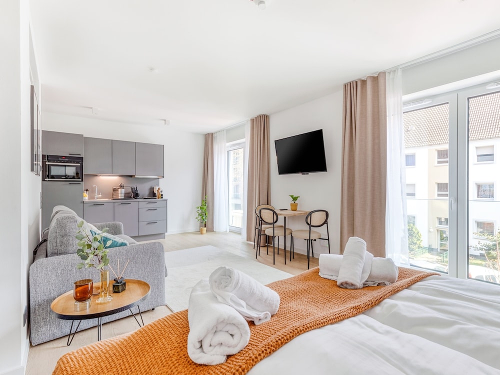 Suite XL with Sofa Bed - Photo 10