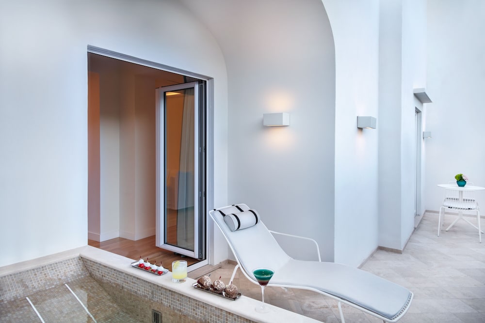 Whirlpool Patio Suite