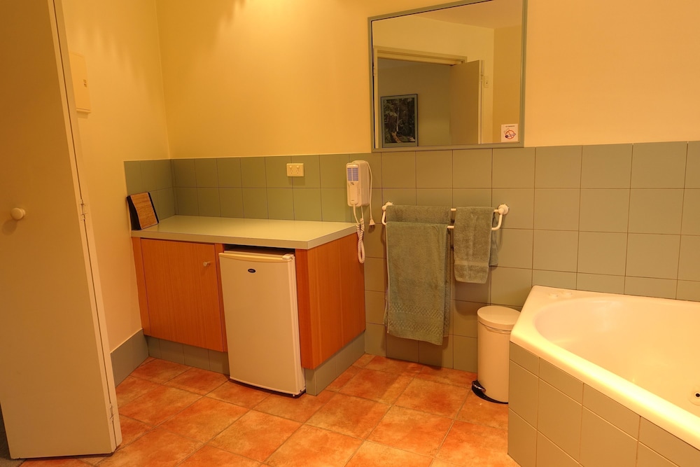 Superior Double Room, Jetted Tub, Mountain View (Adults Only) photo 3