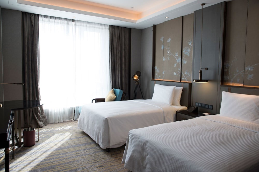 Luxury Twin Room