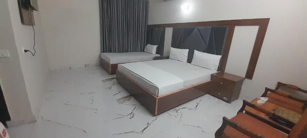 Executive Triple Room