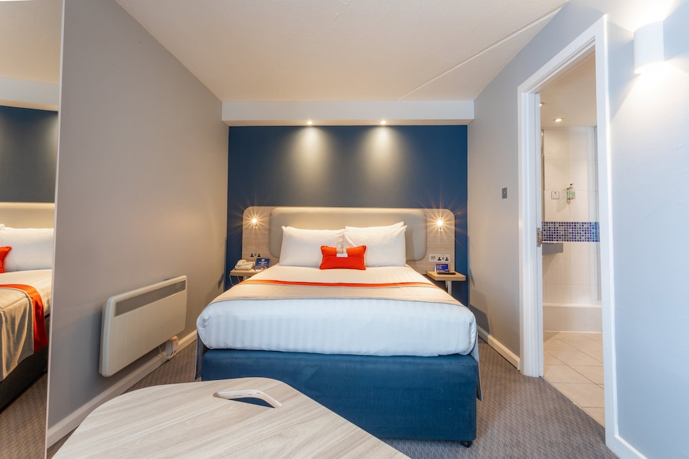 Standard Room, 1 Double Bed (with Free Hot Breakfast) - Photo 18