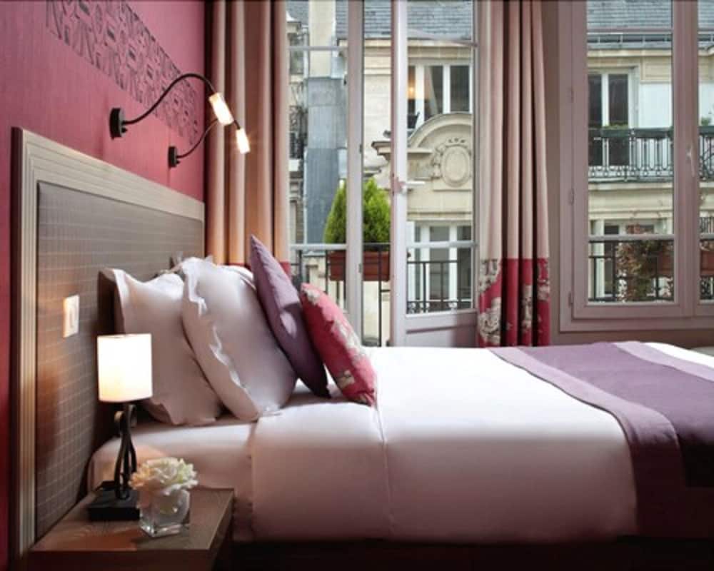 Hotel Residence Foch bedroom photo