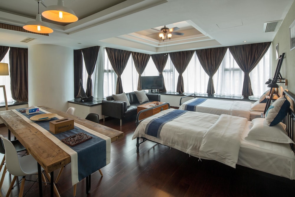 Comfort Suite photo 1