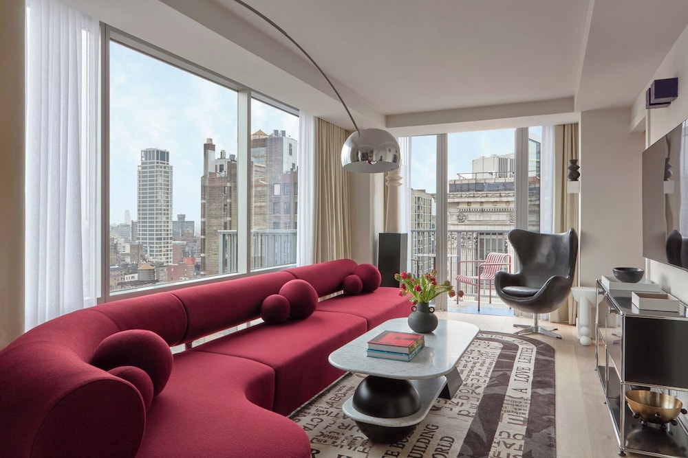 Penthouse, 1 Bedroom, Terrace, City View thumbnail 6
