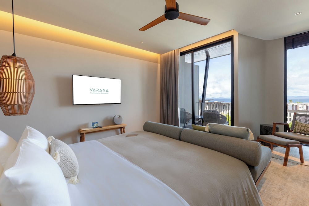 Luxe Plus Ocean View King - Photo 4