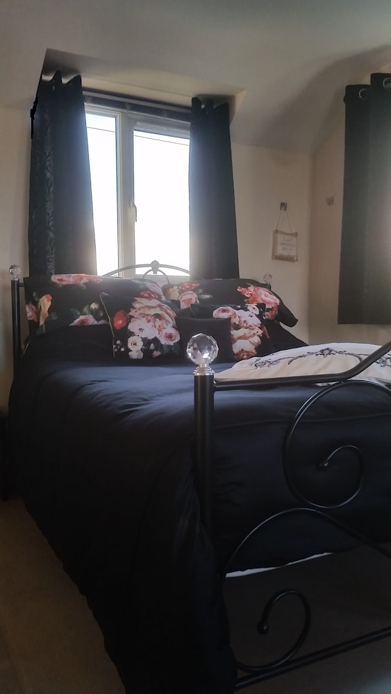 Luxury Triple Room, 1 Bedroom, Ensuite, Mountain View photo 2