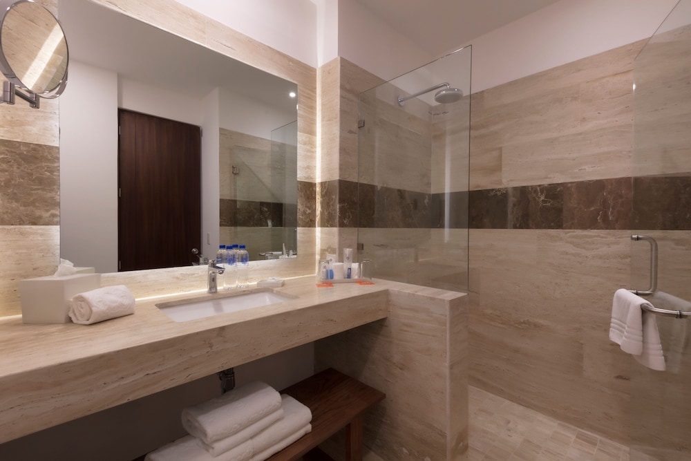Deluxe Room, Mountain View - Photo 6
