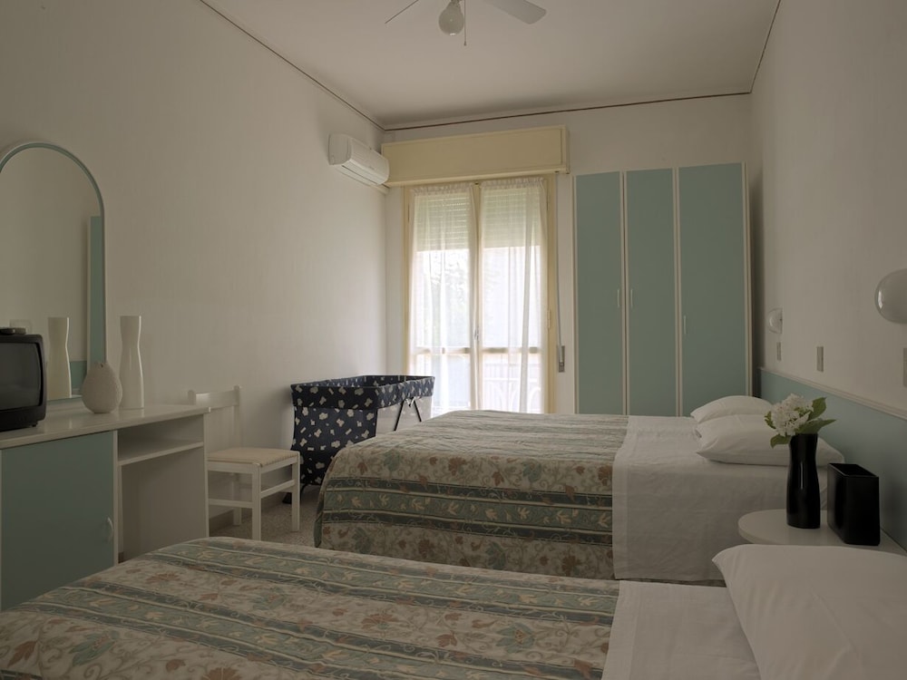 Triple Room, Balcony photo 2