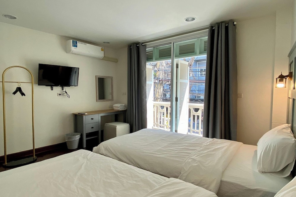 Standard Twin Room photo 3