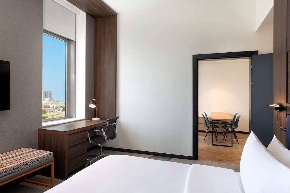Suite, 1 Bedroom, City View photo 2