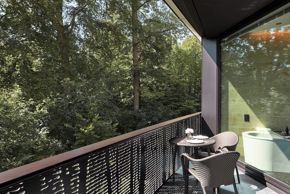 Superior Junior Suite, Forrest/ Courtyard View, Partially Balcony, Whirlpool, Spa Access - Photo 6