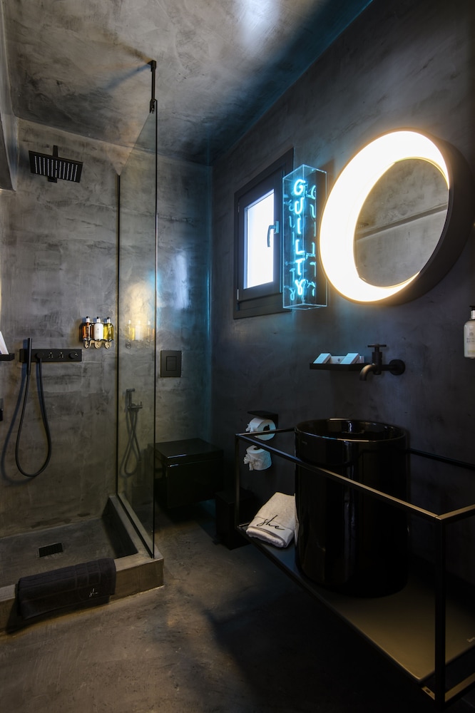 Deluxe Double Room, Sea View - Photo 10