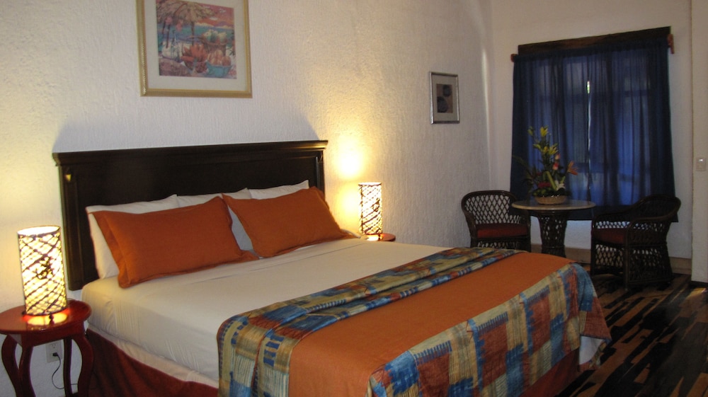 Business Room, 1 Queen Bed photo 2