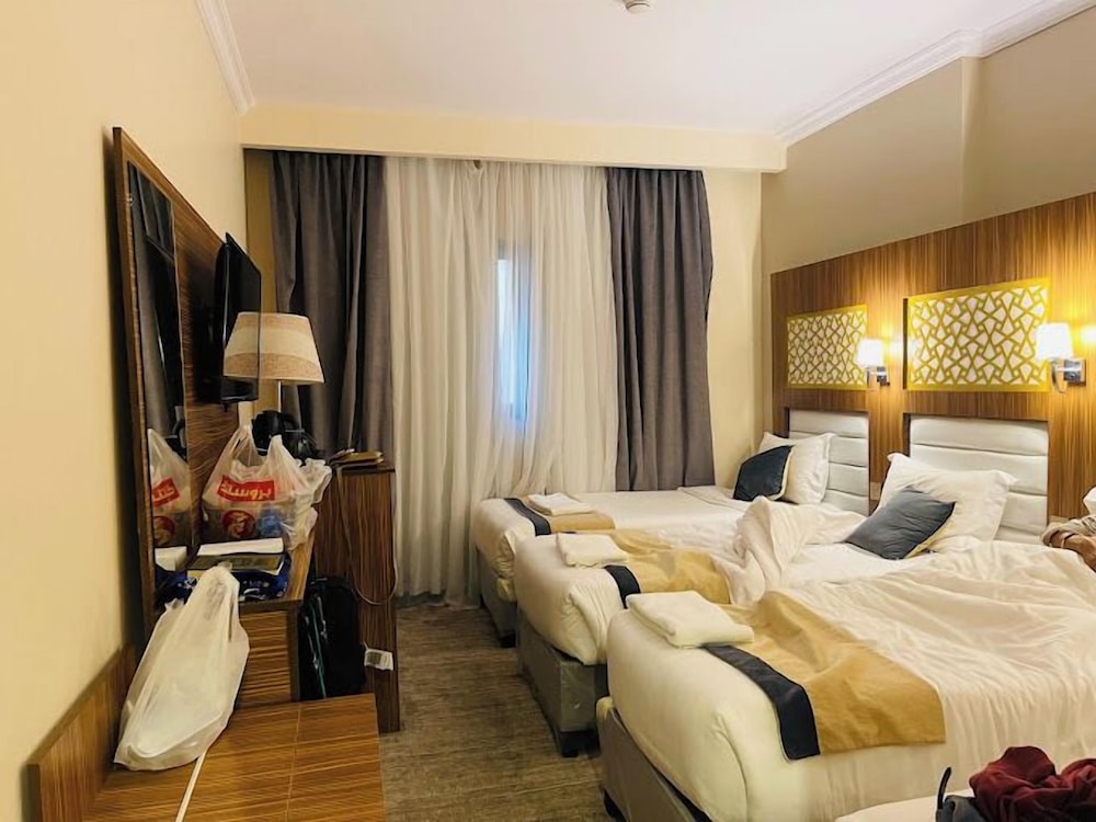 Standard Triple Room photo 3