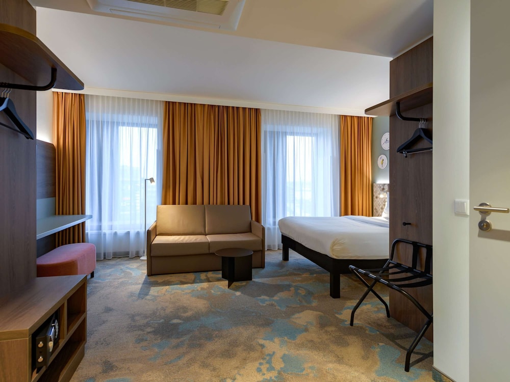 Family Room, 1 Double Bed with Sofa bed (Modern)