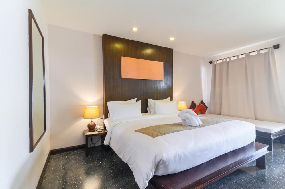 Poolside Room photo 2