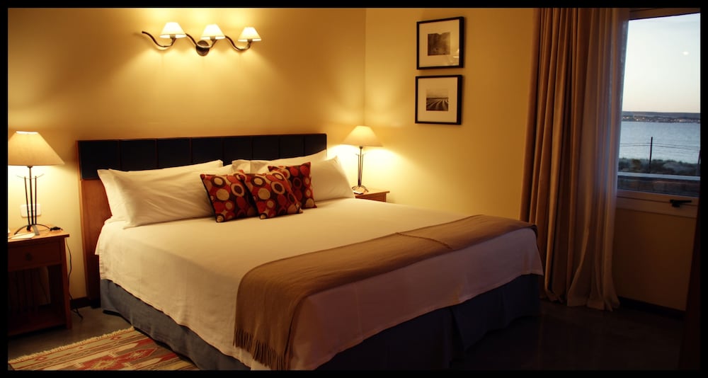 Junior Suite, 1 King Bed, Sea View photo 2